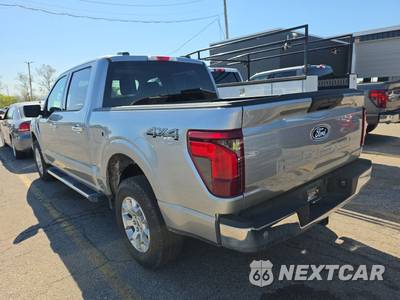 2025 Ford F-150 XLT Crew Cab Short Bed - zdjęcie 6 z 23 - miniatura