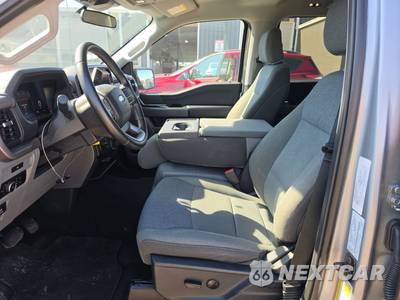 2025 Ford F-150 XLT Crew Cab Short Bed - zdjęcie 7 z 27 - miniatura