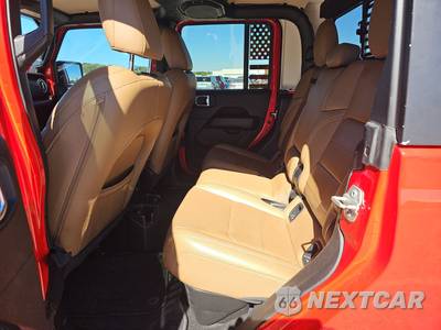 2020 Jeep Gladiator Overland Crew Cab Medium Bed - zdjęcie 13 z 27 - miniatura