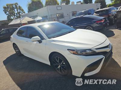 2024 Toyota Camry SE - zdjęcie 3 z 28 - miniatura