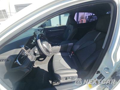 2024 Toyota Camry SE - zdjęcie 7 z 28 - miniatura