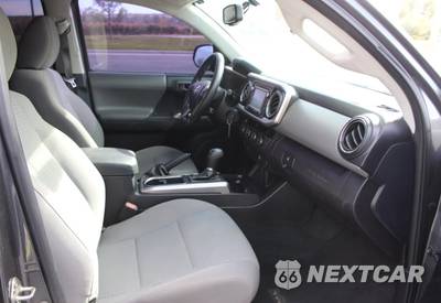 2017 Toyota Tacoma SR5 Crew Cab Medium Bed - zdjęcie 5 z 10 - miniatura