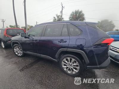 2022 Toyota RAV4 XLE Premium - zdjęcie 6 z 27 - miniatura