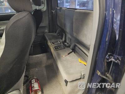 2006 Toyota Tacoma PreRunner Extended Cab Medium Bed w/Rear Doors - zdjęcie 13 z 37 - miniatura