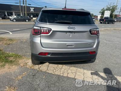 2018 Jeep Compass Latitude - zdjęcie 11 z 22 - miniatura