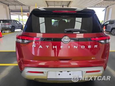 2022 Nissan Pathfinder SL - zdjęcie 5 z 16 - miniatura