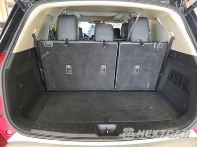 2022 Nissan Pathfinder SL - zdjęcie 13 z 16 - miniatura