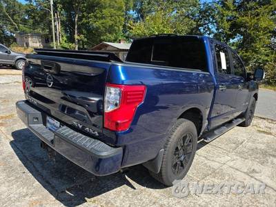 2018 Nissan TITAN SV Crew Cab Short Bed - zdjęcie 4 z 22 - miniatura