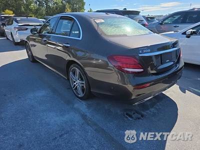 2017 Mercedes-Benz E 300 Sport Sedan - zdjęcie 6 z 21 - miniatura