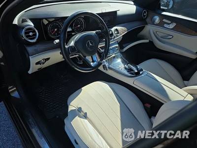 2017 Mercedes-Benz E 300 Sport Sedan - zdjęcie 9 z 21 - miniatura