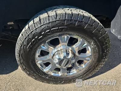 2021 Ford Super Duty F-250 Lariat Crew Cab Medium Bed - zdjęcie 11 z 22 - miniatura
