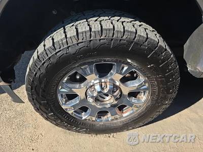 2021 Ford Super Duty F-250 Lariat Crew Cab Medium Bed - zdjęcie 8 z 22 - miniatura