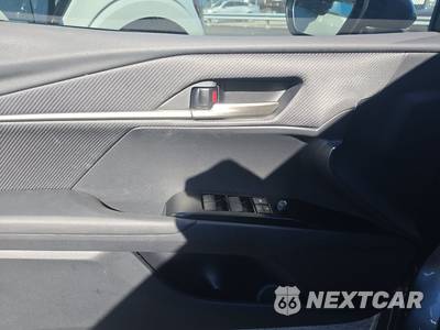 2026 Toyota Camry SE - zdjęcie 15 z 27 - miniatura