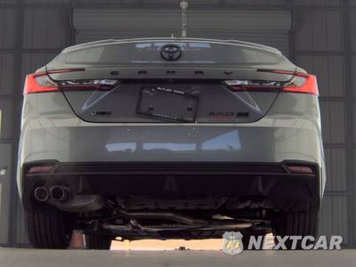 2026 Toyota Camry SE - zdjęcie 7 z 27 - miniatura