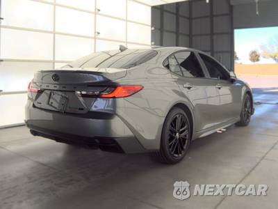 2026 Toyota Camry SE - zdjęcie 5 z 27 - miniatura