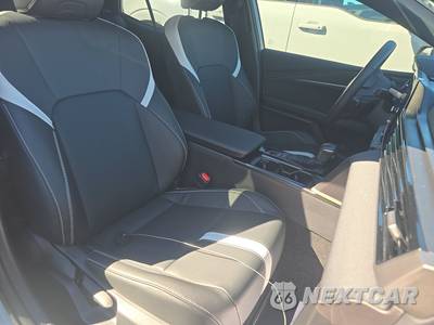 2026 Toyota Camry SE - zdjęcie 14 z 27 - miniatura