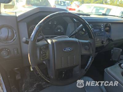 2015 Ford Super Duty F-250 XL Crew Cab Long Bed - zdjęcie 10 z 40 - miniatura