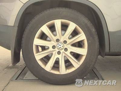 2009 Volkswagen Tiguan SE - zdjęcie 11 z 24 - miniatura