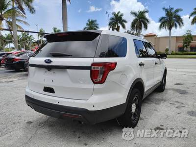 2017 Ford Police Interceptor Utility - zdjęcie 10 z 48 - miniatura