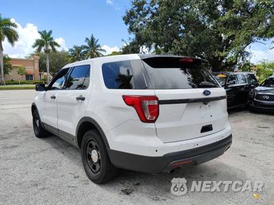 2017 Ford Police Interceptor Utility - zdjęcie 7 z 48 - miniatura