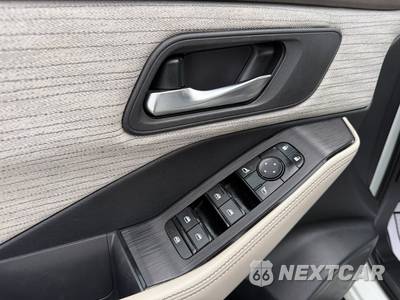 2023 Nissan Rogue SV - zdjęcie 76 z 124 - miniatura