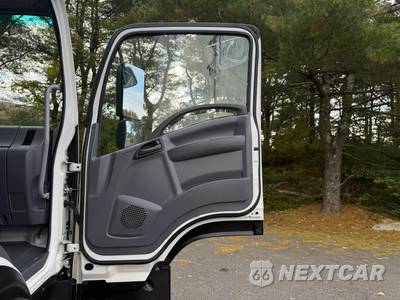 2020 Isuzu FTR Base Low Tilt - zdjęcie 18 z 51 - miniatura