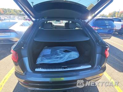 2019 Audi Q8 Premium Plus - zdjęcie 21 z 37 - miniatura