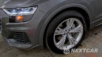 2019 Audi Q8 Premium Plus - zdjęcie 7 z 37 - miniatura