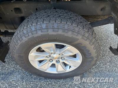 2025 Chevrolet Silverado 1500 LT Crew Cab Short Bed 1LT - zdjęcie 30 z 41 - miniatura