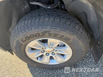 2025 Chevrolet Silverado 1500 LT Crew Cab Short Bed 1LT - zdjęcie 31 z 41 - miniatura