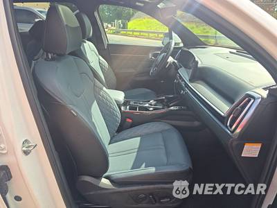 2025 Kia Sorento Plug-In Hybrid SX Prestige - zdjęcie 8 z 22 - miniatura