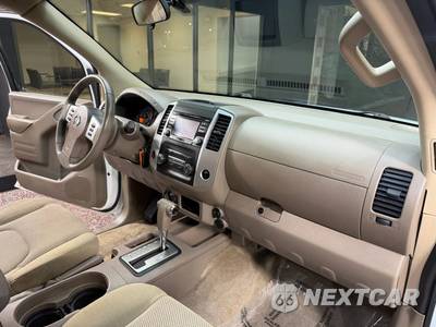 2018 Nissan Frontier SV Crew Cab Medium Bed - zdjęcie 33 z 35 - miniatura