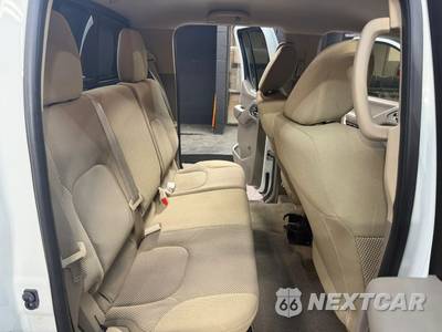 2018 Nissan Frontier SV Crew Cab Medium Bed - zdjęcie 28 z 35 - miniatura