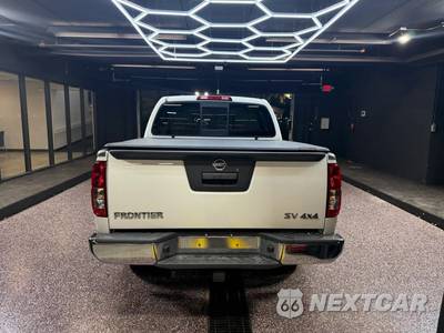 2018 Nissan Frontier SV Crew Cab Medium Bed - zdjęcie 7 z 35 - miniatura