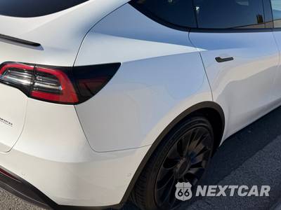 2022 Tesla Model Y Performance - zdjęcie 14 z 33 - miniatura