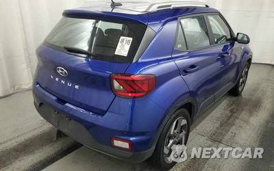 2025 Hyundai Venue SEL - zdjęcie 3 z 32 - miniatura