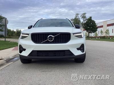 2026 Volvo XC40 B5 Plus - zdjęcie 5 z 31 - miniatura