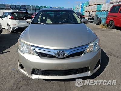 2013 Toyota Camry LE - zdjęcie 2 z 31 - miniatura