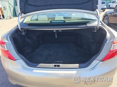 2013 Toyota Camry LE - zdjęcie 17 z 31 - miniatura