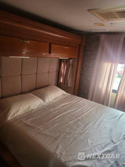 2008 Ford Super Duty F-53 Class A Motorhome Chassis DRW - zdjęcie 17 z 21 - miniatura