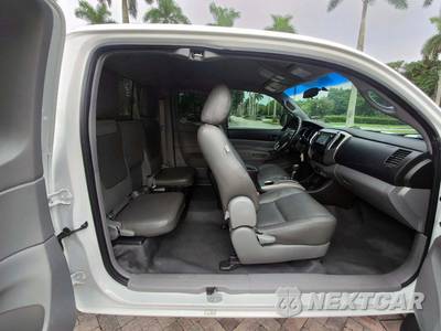 2014 Toyota Tacoma PreRunner Extended Cab Medium Bed w/Rear Doors - zdjęcie 11 z 37 - miniatura