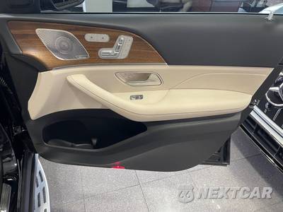 2025 Mercedes-Benz GLE 450e 4MATIC - zdjęcie 38 z 56 - miniatura