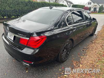 2012 BMW 7 Series Sedan 750Li xDrive - zdjęcie 8 z 9 - miniatura