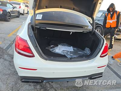 2020 Mercedes-Benz AMG E 63 S 4MATIC Sedan - zdjęcie 23 z 24 - miniatura