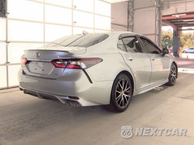 2023 Toyota Camry SE - zdjęcie 4 z 27 - miniatura