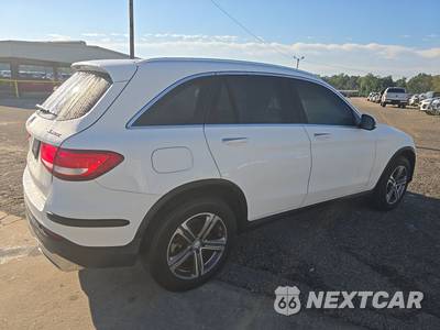 2016 Mercedes-Benz GLC 300 4MATIC - zdjęcie 4 z 22 - miniatura
