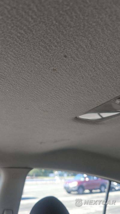 2012 Nissan Versa 1.6 S Sedan - zdjęcie 23 z 33 - miniatura