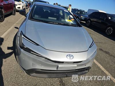 2023 Toyota Prius LE - zdjęcie 2 z 29 - miniatura