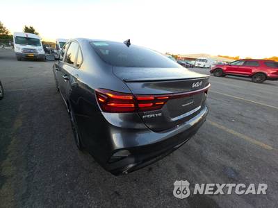 2022 Kia Forte GT-Line - zdjęcie 6 z 32 - miniatura