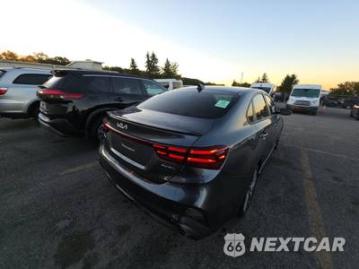2022 Kia Forte GT-Line - zdjęcie 4 z 32 - miniatura
